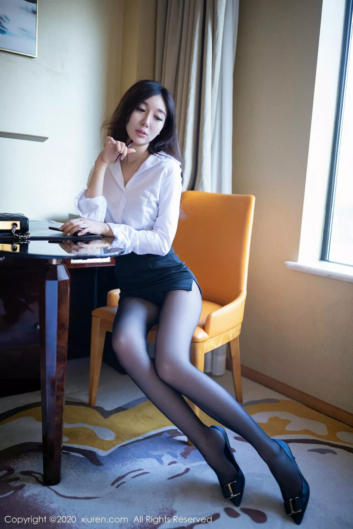 [XiuRen秀人网]第1933期伊思思写真-秀人集