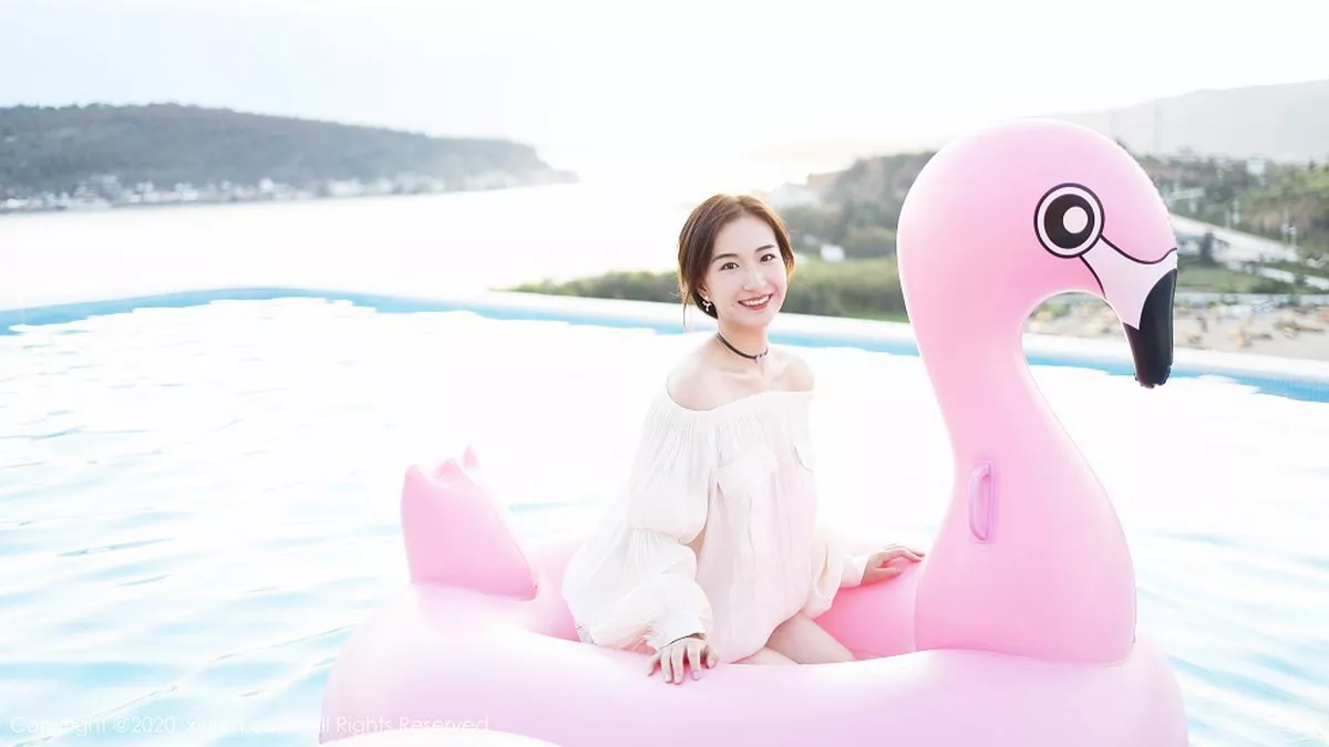 [XiuRen秀人网]第1956期艺儿拿铁写真-秀人集