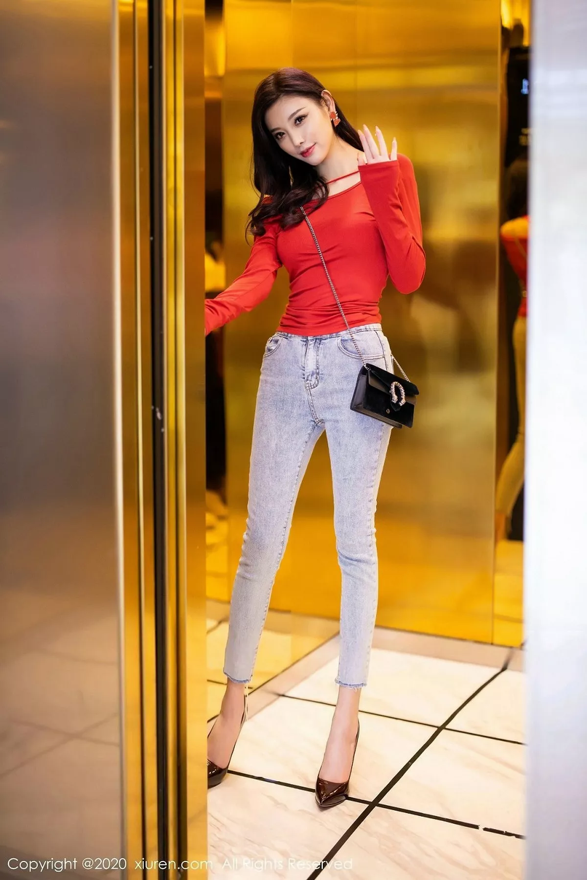 [XiuRen秀人网]第2200期杨晨晨写真-秀人集