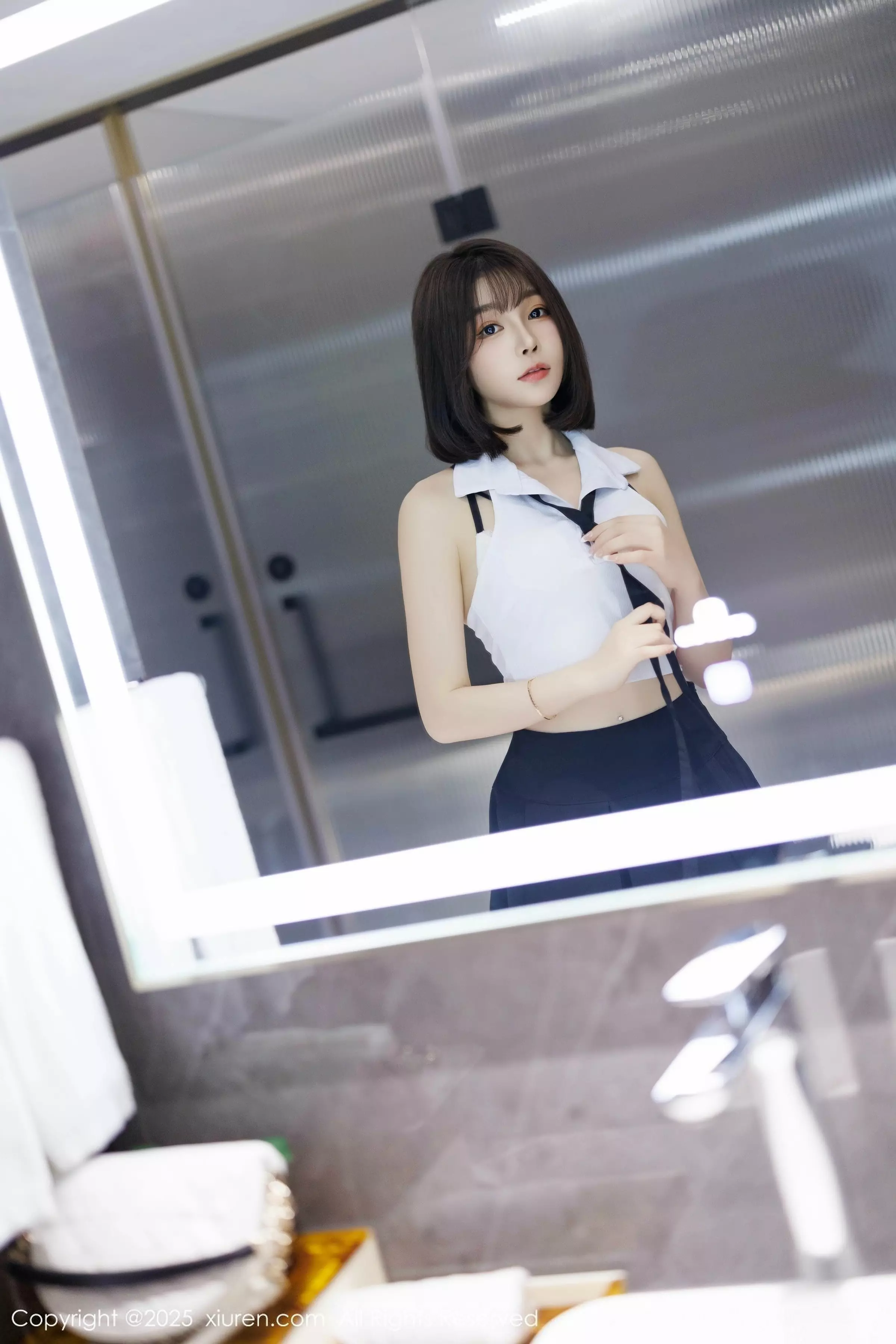 [XiuRen秀人网]第10048期徐莉芝写真-秀人集