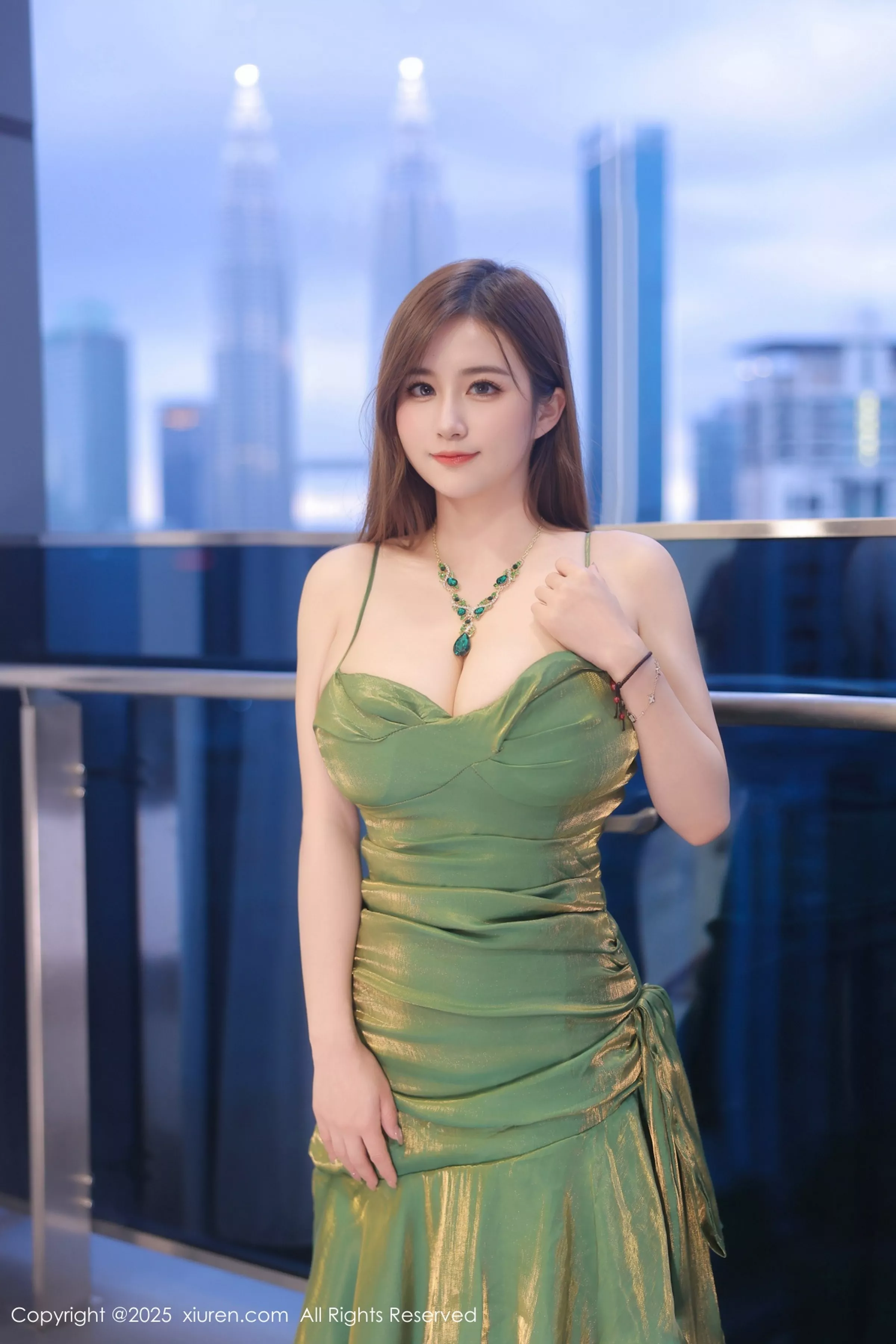 [XiuRen秀人网]第10169期小肉肉咪写真-秀人集